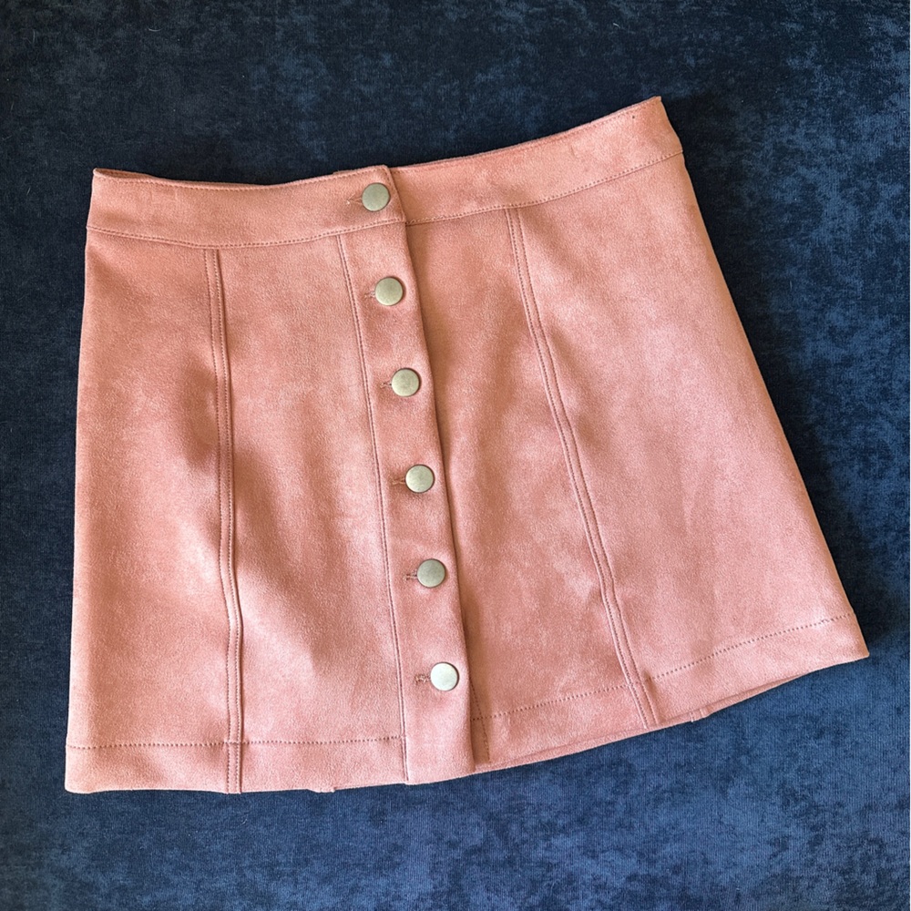 NWT Forever 21 Blush Suede Skirt